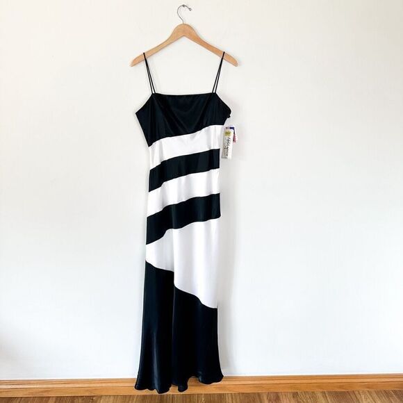 Betsy & Adam by Jaslene Y2K Women’s Black and White Cascading Stripe Occasion Go - Picture 1 of 16